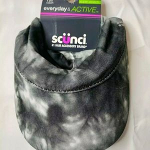Scunci Super Stretch + Comfy Visor Cap